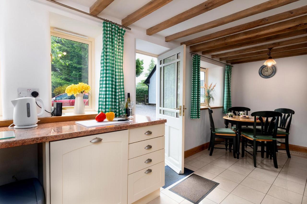 Finest Retreats - The Cottage - Luxury 1 Bed Cottage Rhydymwyn Exterior foto